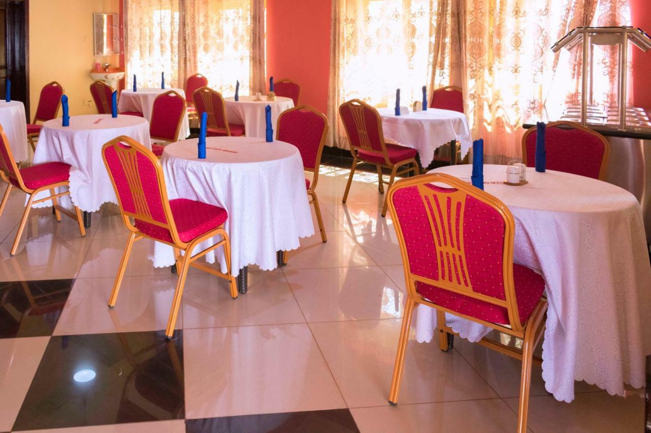 Sibyangu Standard Hotel Kampala Luaran gambar
